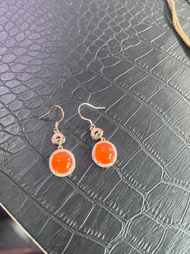 天然南红耳坠 时尚