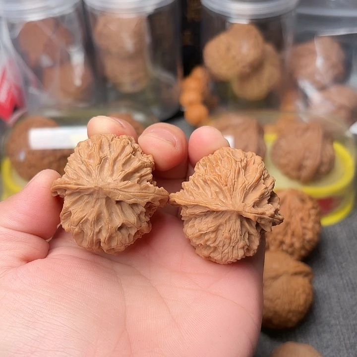 吊坠文玩核桃苹果园