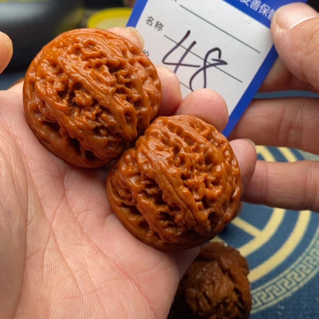 文玩核桃把件大****计粗筋42