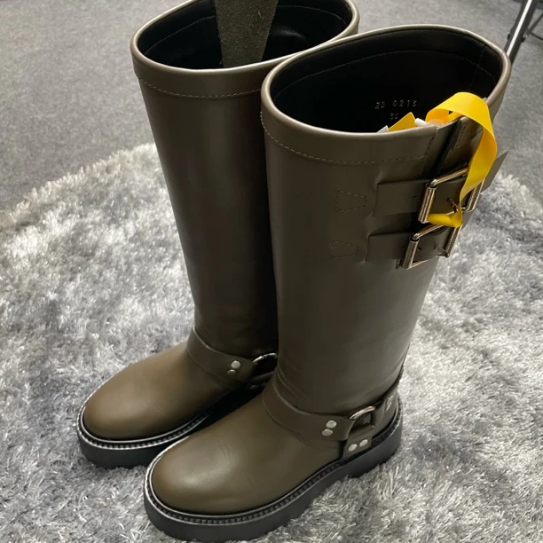 99新 Celine/思琳 （有盒）Bulky Biker 舒适日常高筒靴26/4056