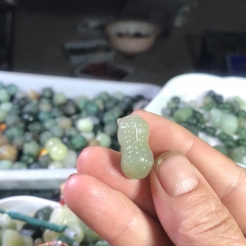 手链未镶嵌和田玉（糖玉）