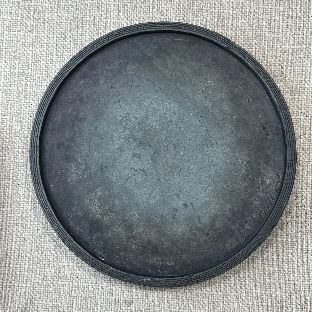 洮河砚喇嘛崖老坑绿带微黄湔墨点清中期大九寸回纹边墨海老砚台