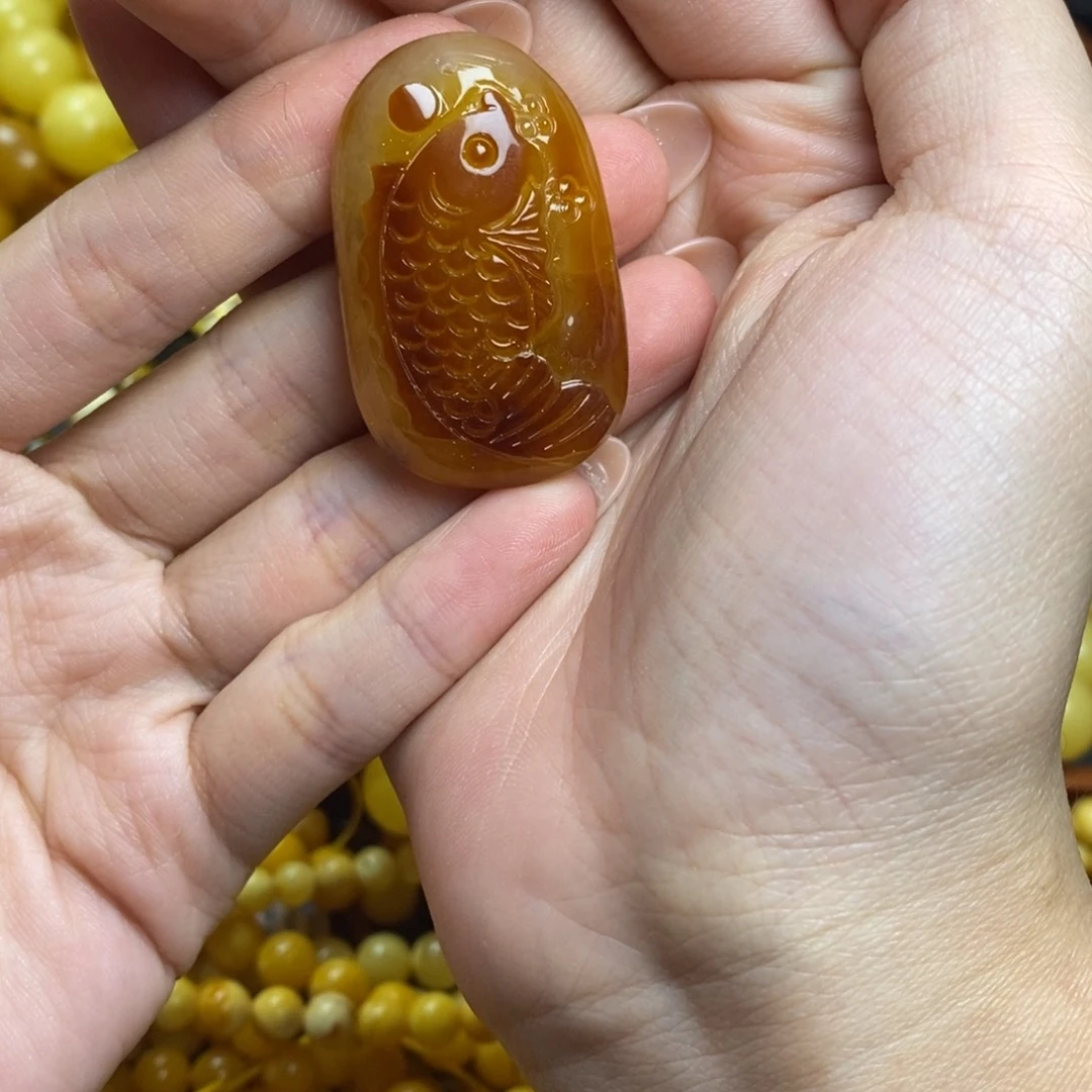 琥珀未镶嵌珠宝奇石蜜蜡
