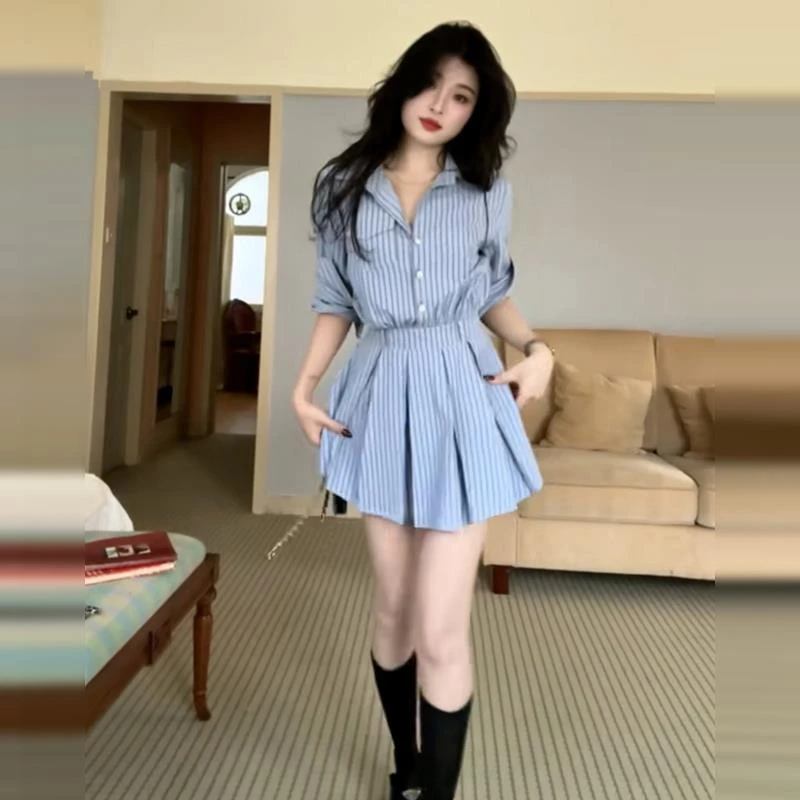 2025早秋新款蓝色条纹长袖衬衫连衣裙子女夏季高级感气质收腰短裙