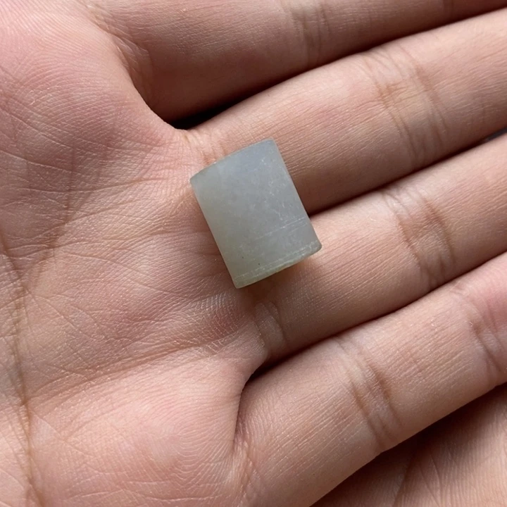 翡翠未镶嵌颈饰ǒ加工桶珠