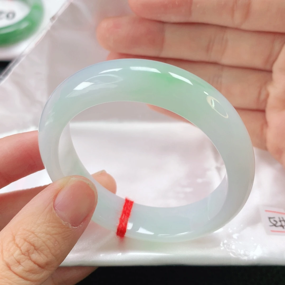 未镶嵌手镯翡翠贵妃52