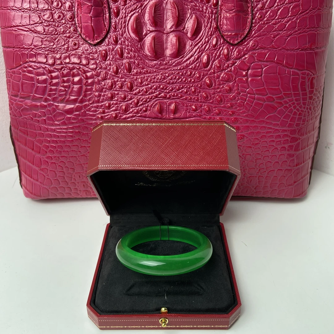 3665手镯--收藏级轻奢时尚设计首饰送礼盒