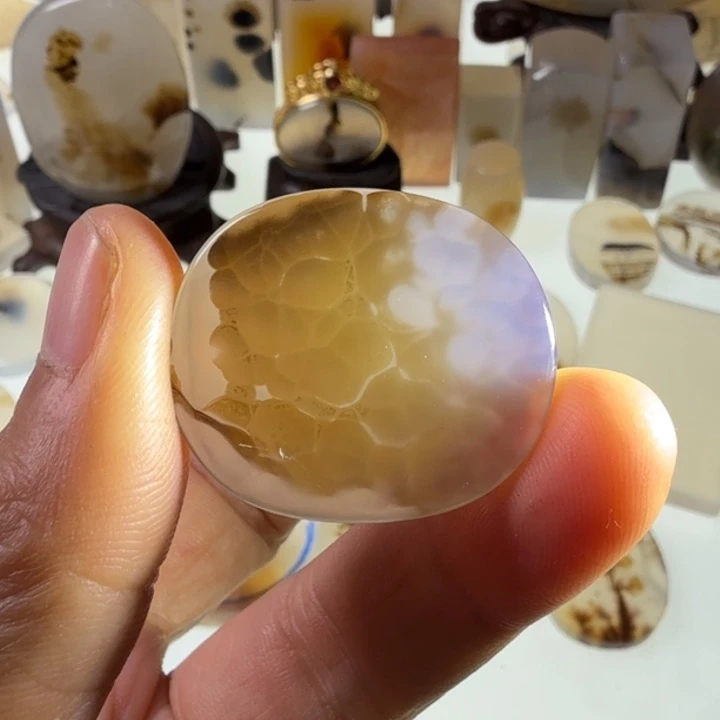 玛瑙/玉髓未镶嵌珠宝半成品