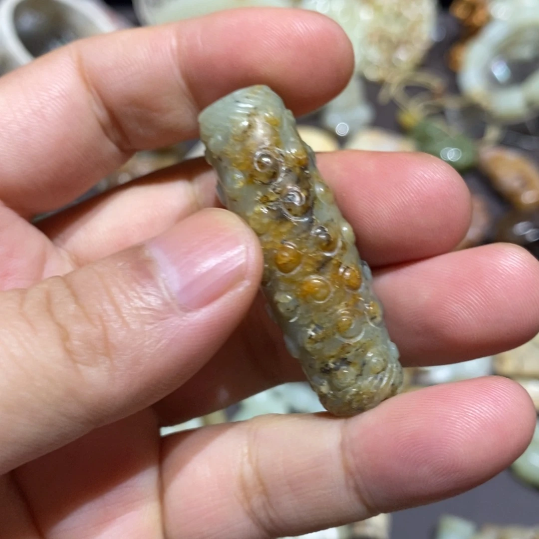 和田玉（糖玉）未镶嵌颈饰