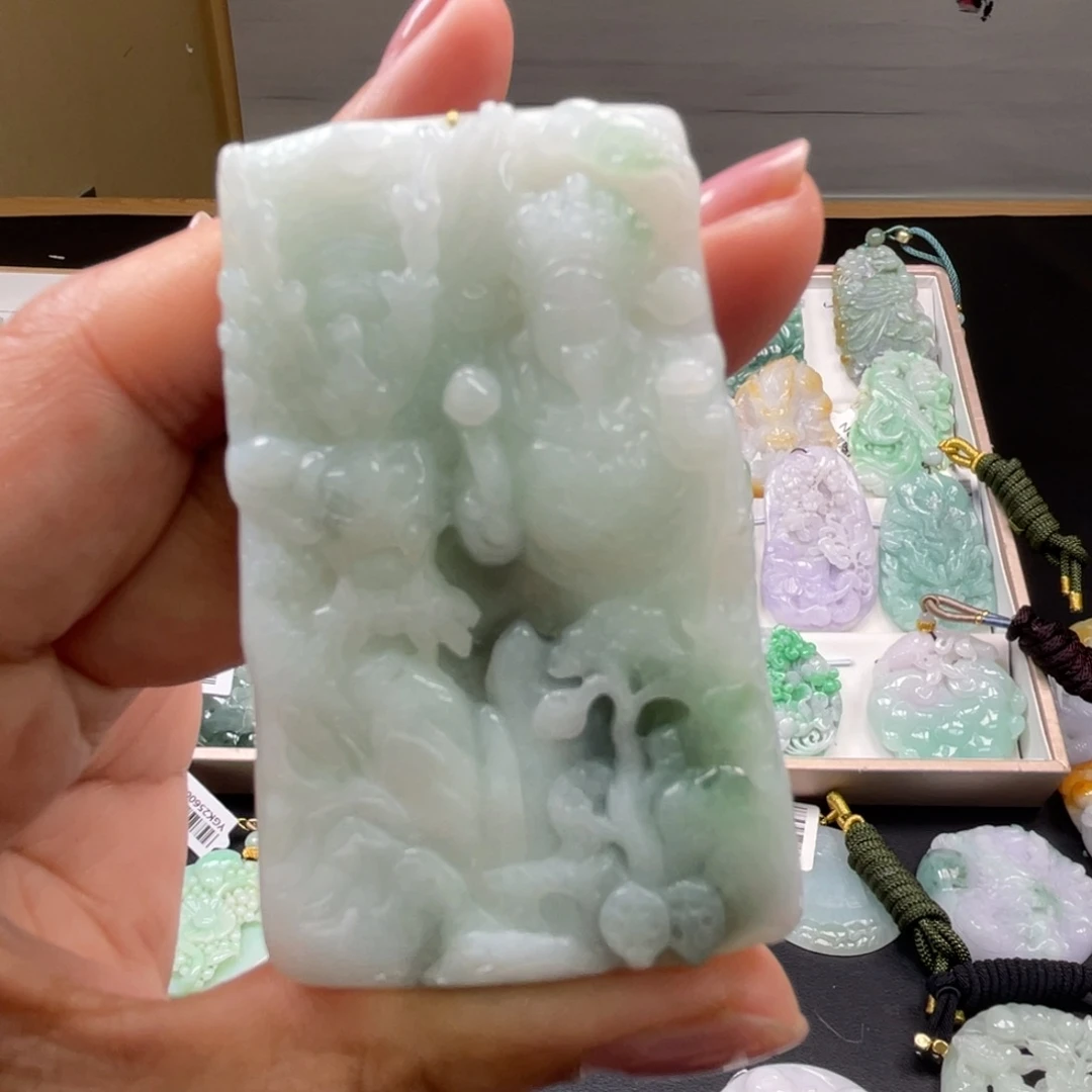 翡翠吊坠(不含链)未镶嵌