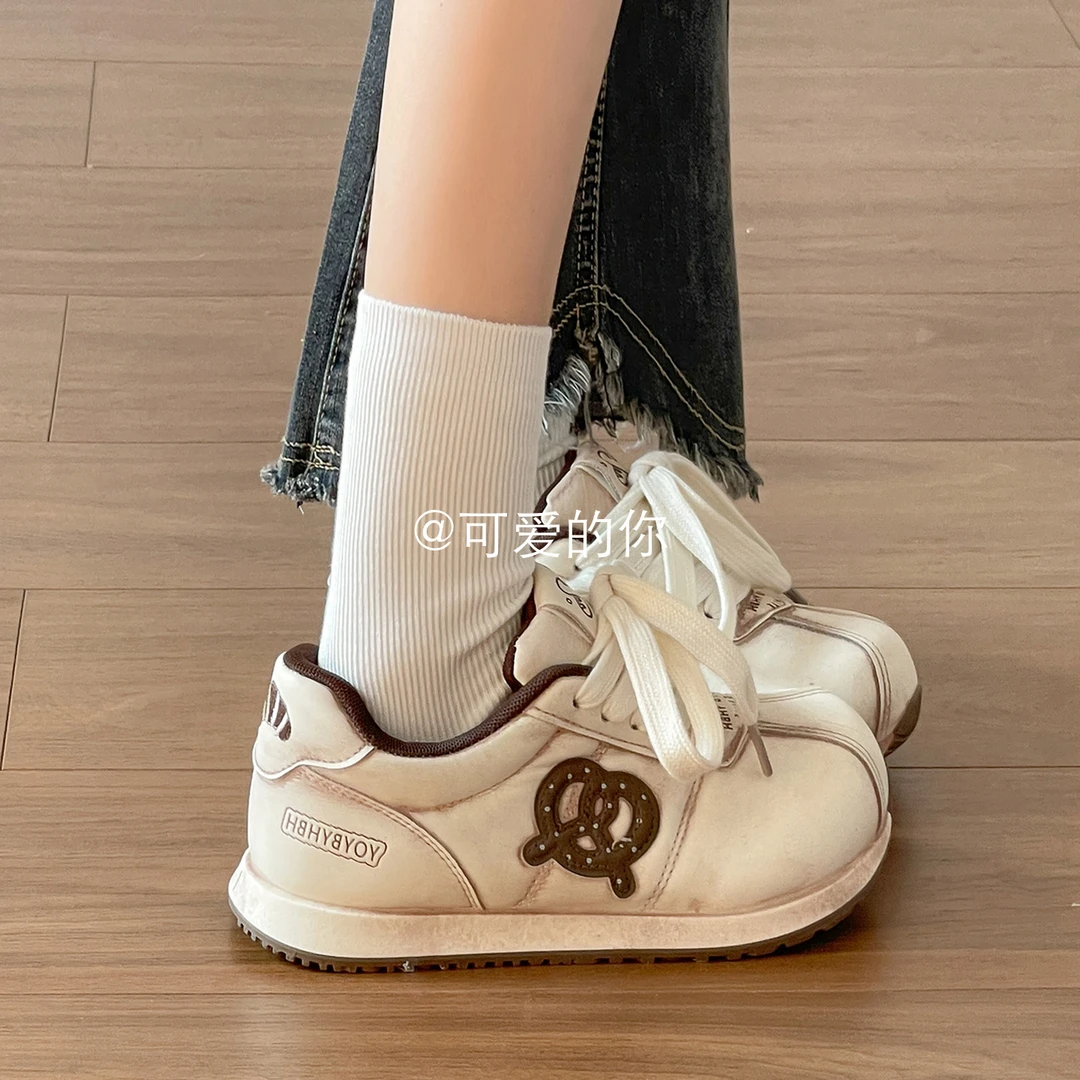 早春厚底经典德训鞋女款2026新款阿甘鞋板鞋学生百搭款休闲鞋