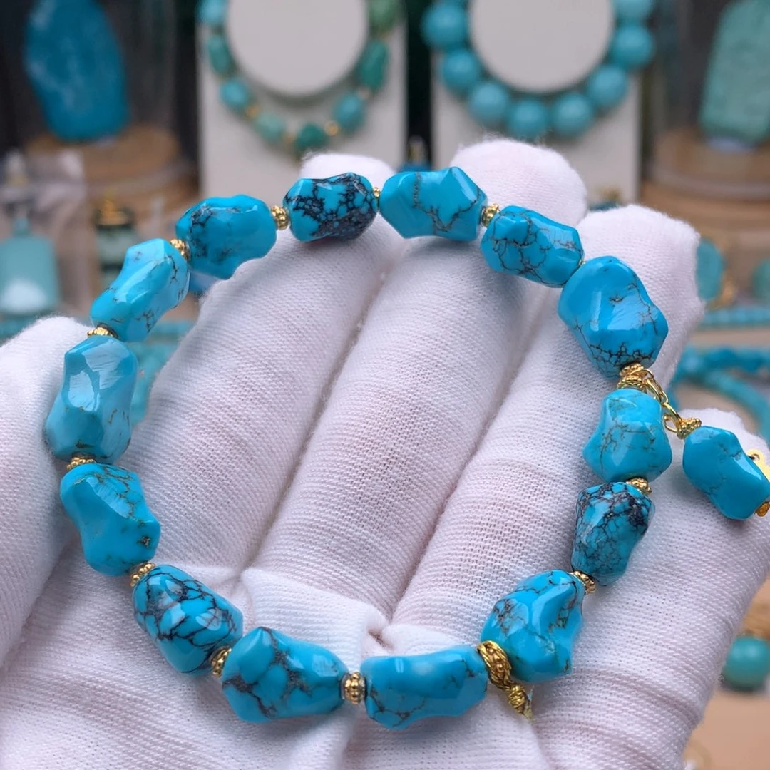 绿松石未镶嵌珠宝奇石