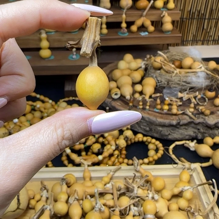 小***兜出一句奶粉朵朵需爸爸