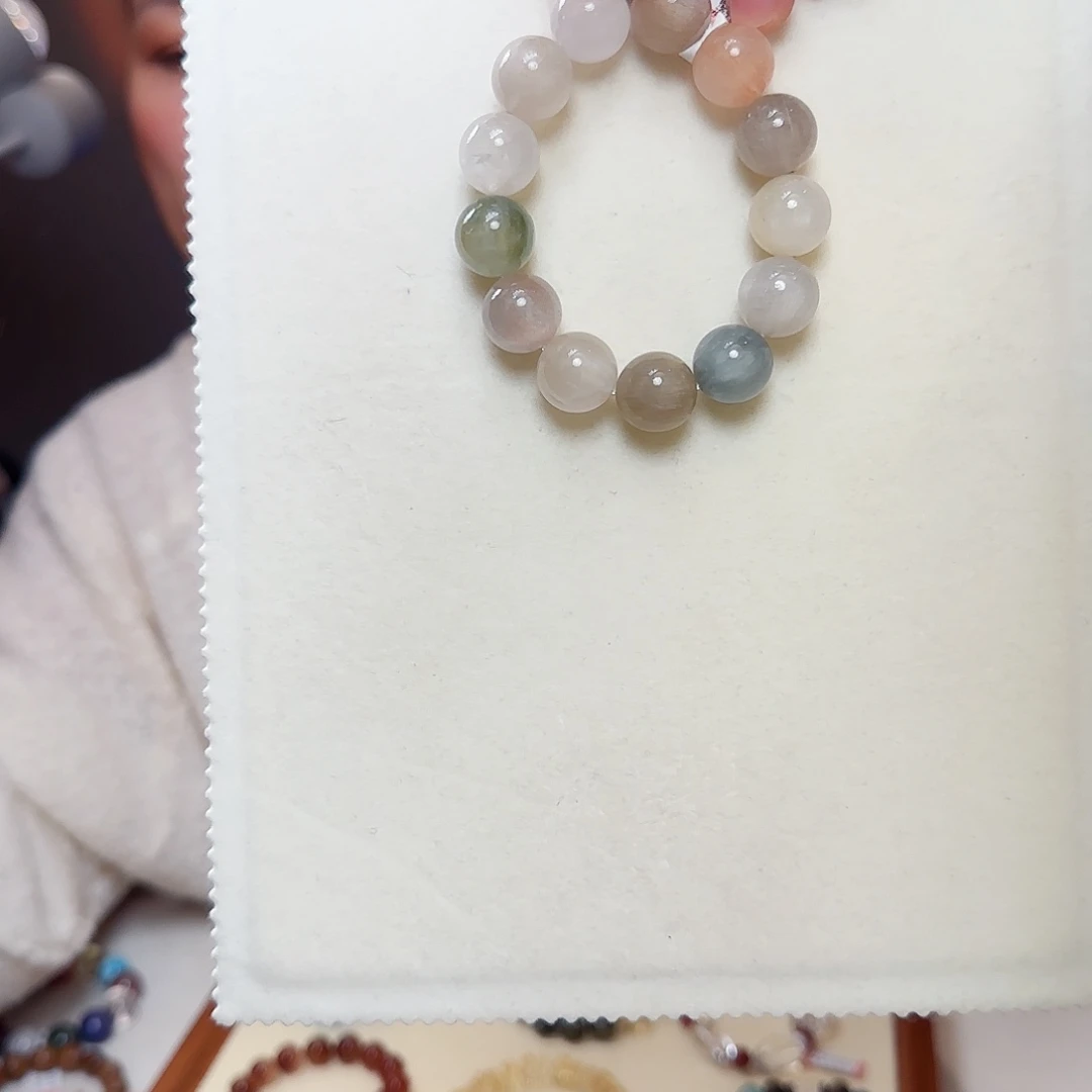 水晶未镶嵌手链大气上档次