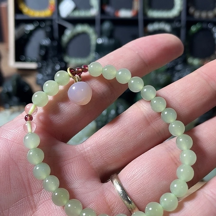 和田玉未镶嵌手串