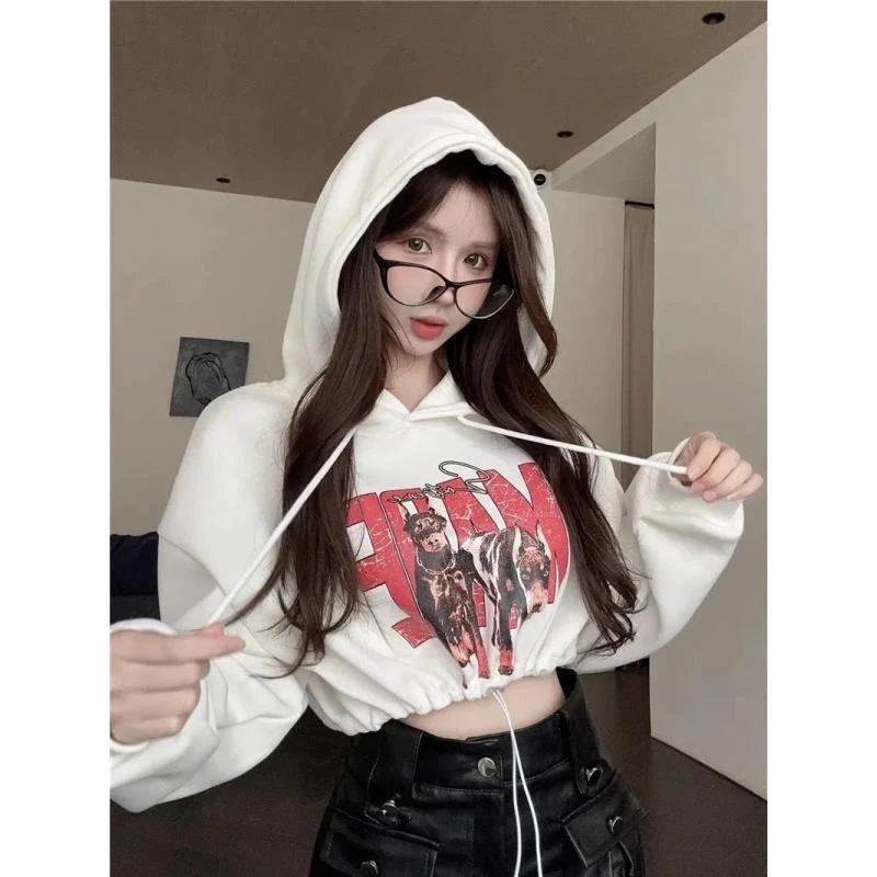 女神战衣~400-800显瘦辣妹长袖短款修身打底设计感卫衣针织衫