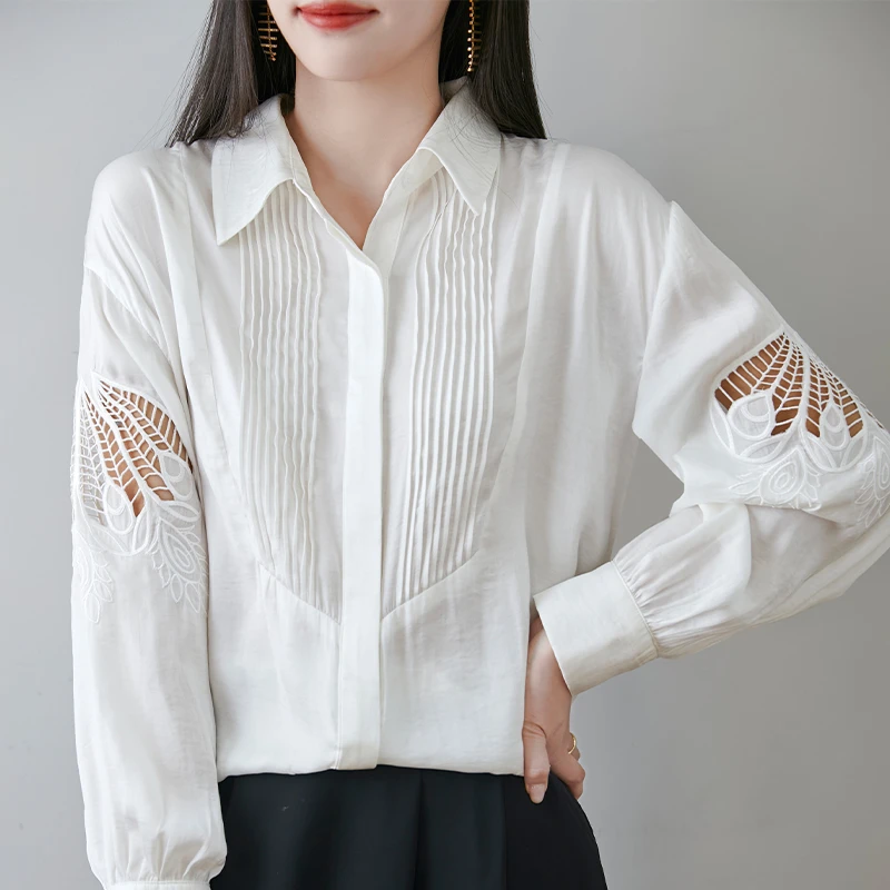 镂空衬衣女春秋新款牛奶丝刺绣白衬衫设计感法式长袖衬衣女装上衣