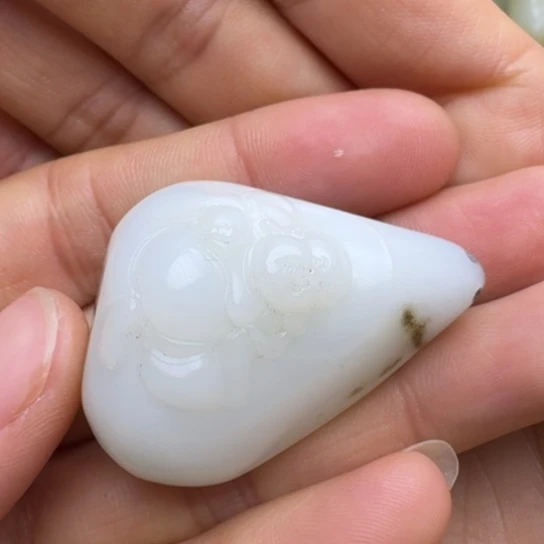 和田玉挂件未镶嵌随****藏