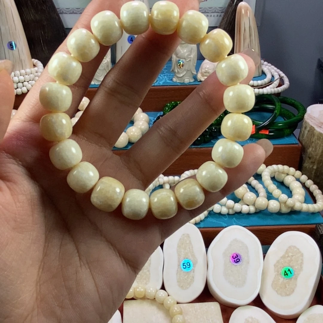 猛犸秋秋秋手串11*10