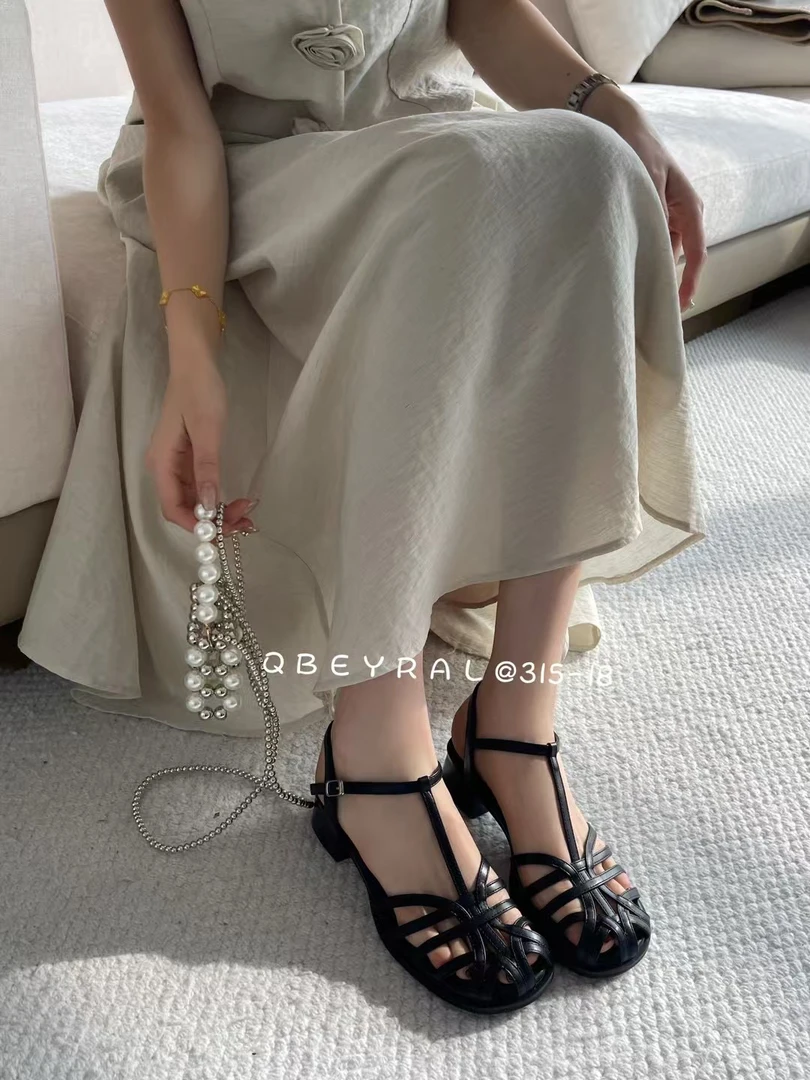 复古高跟女包头镂空法式时装凉鞋时尚百搭方头沙滩鞋夏季