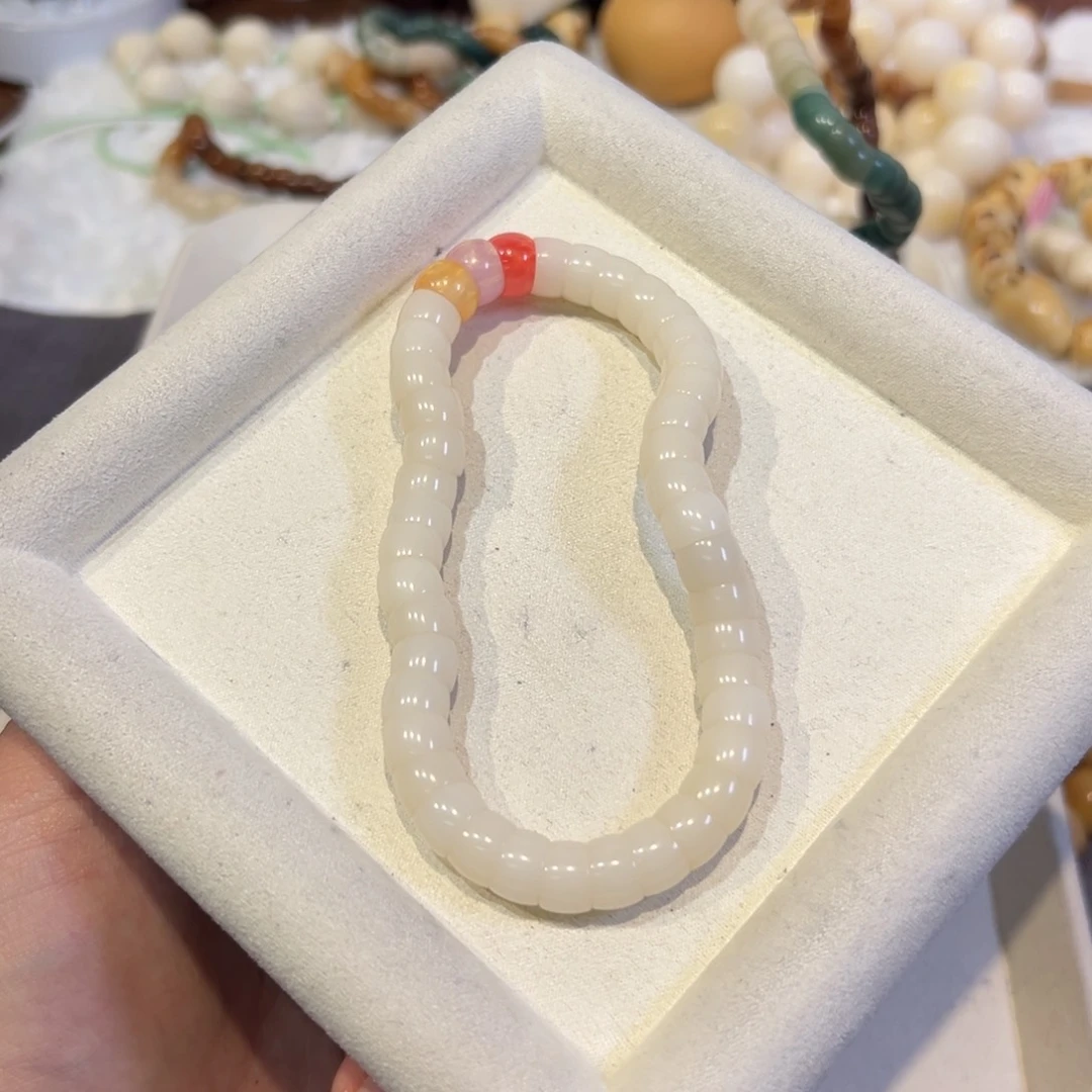 ****y菩提根/象牙果吊坠430 白色小肠