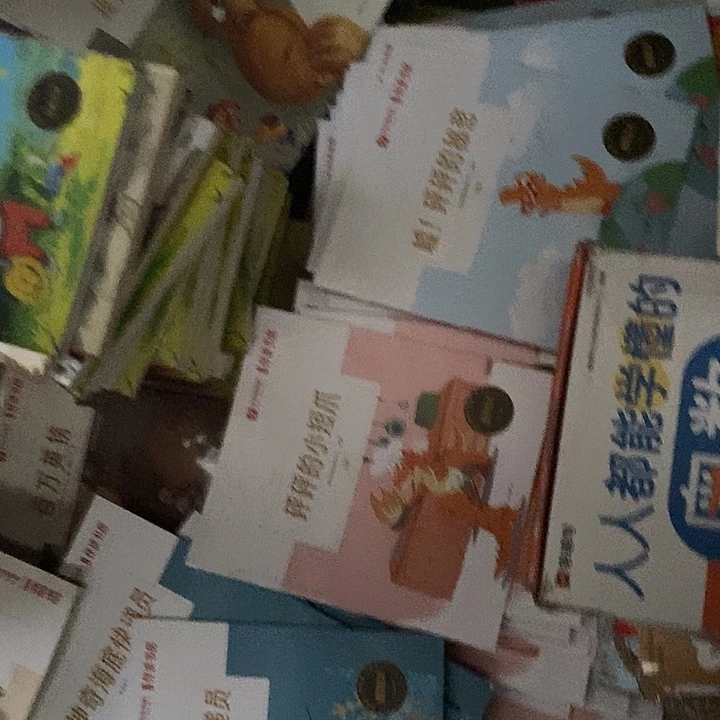带拼音的绘本，随机发六本