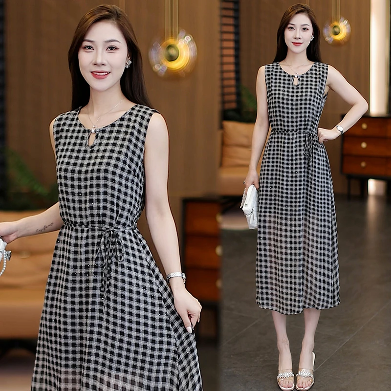 时尚连衣裙2025年夏季洋气气质修身显瘦格子无袖收腰中长款连衣裙