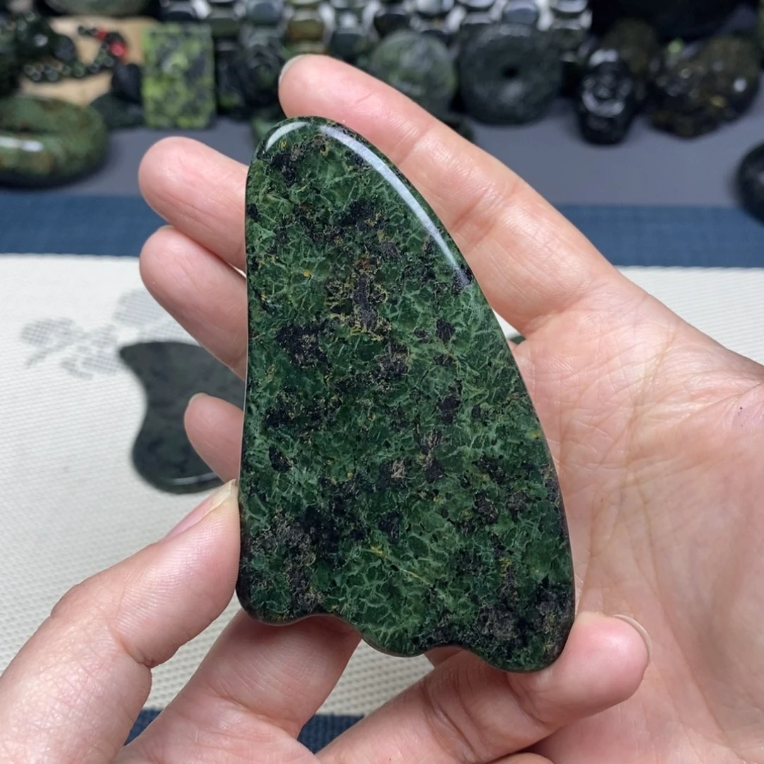 蛇纹石玉精品刮板未镶嵌