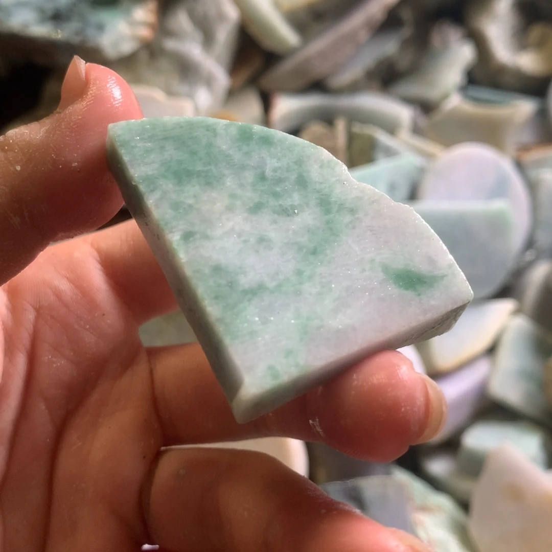 翡翠颈饰未镶嵌缅甸翡翠