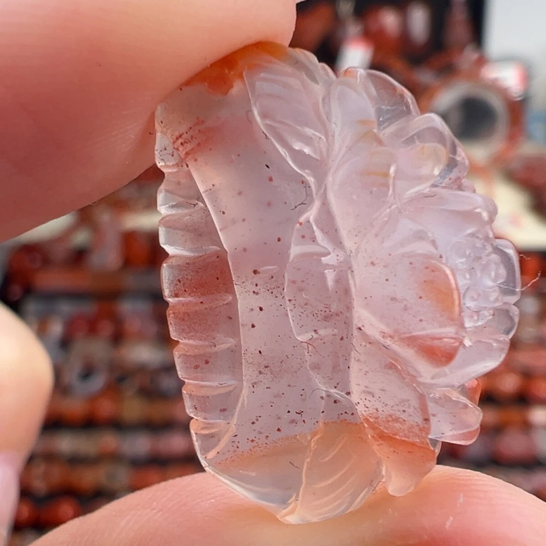 南红玛瑙未镶嵌颈饰冰飘梳子