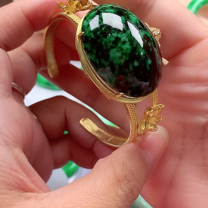 翡翠银S925镶嵌颈饰翡翠