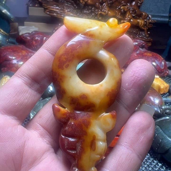 和田玉（糖玉）未镶嵌颈饰