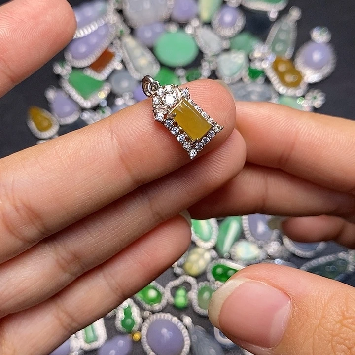 翡翠裸石翡翠1111111