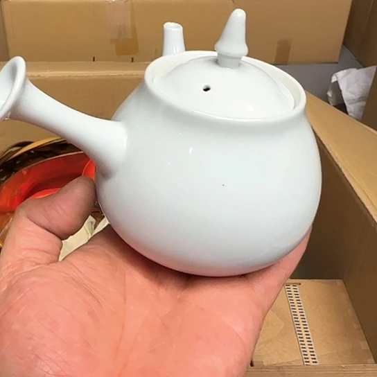 茶盏聚****在一堆好东西捡漏来