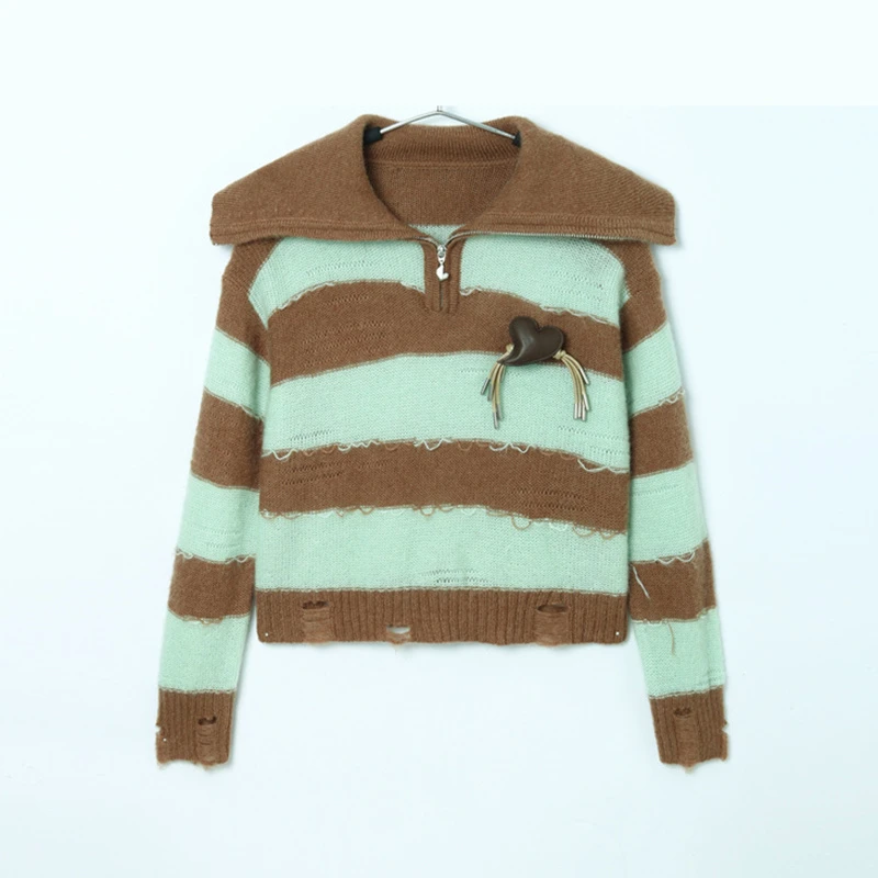 L178条纹大翻领套头衫