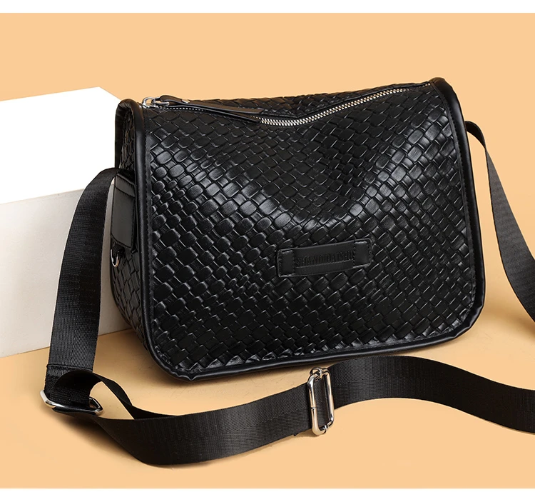 特 2042 女包 黑色 【长26高20厚13】