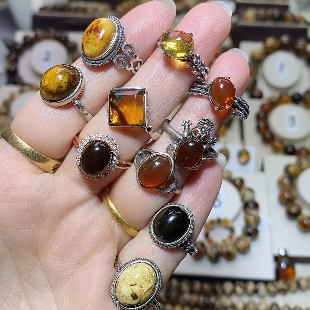 琥珀未镶嵌裸石戒指