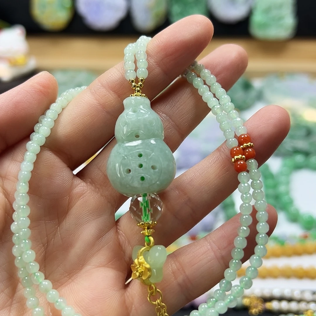 翡翠未镶嵌颈饰项链