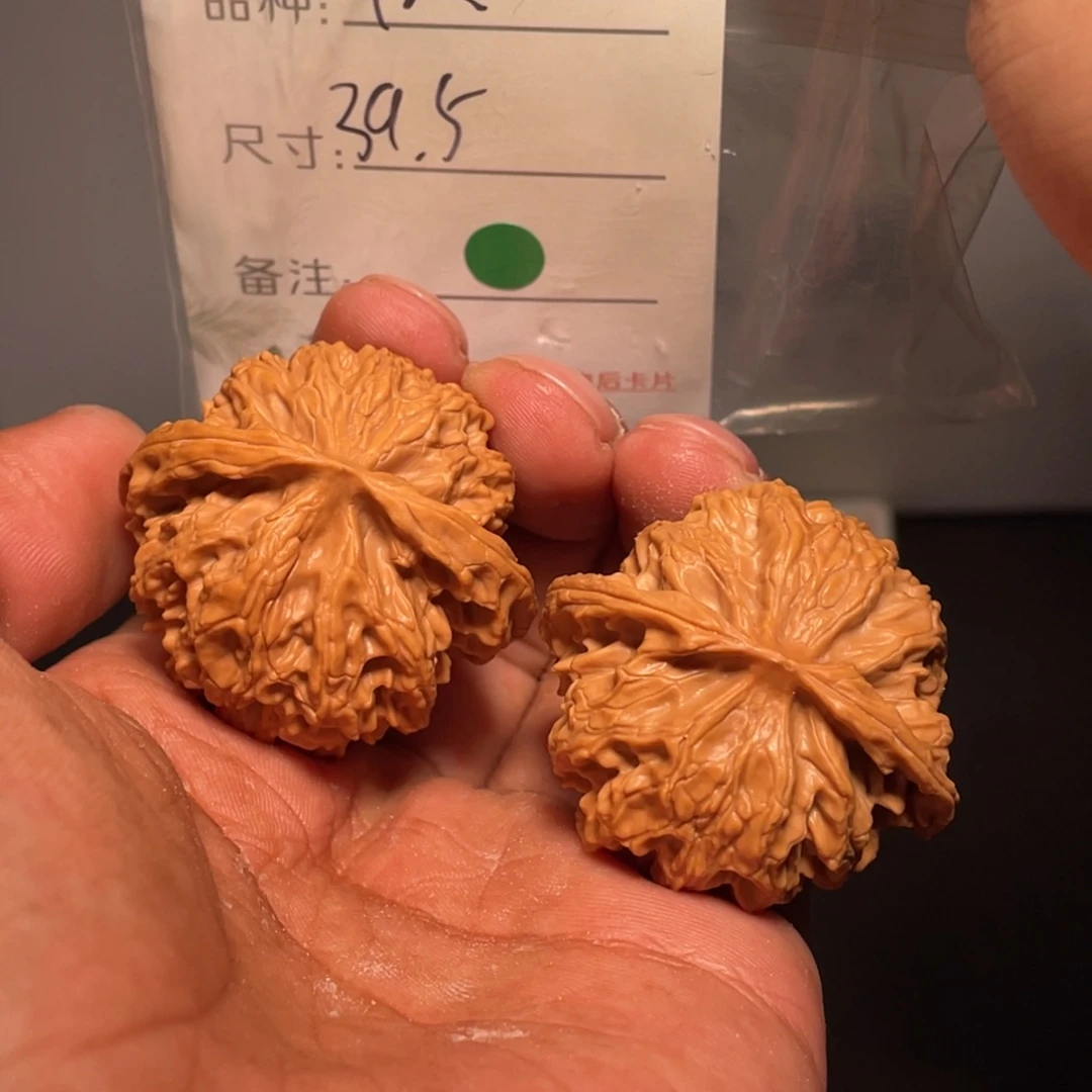 文玩核桃吊坠文玩核桃