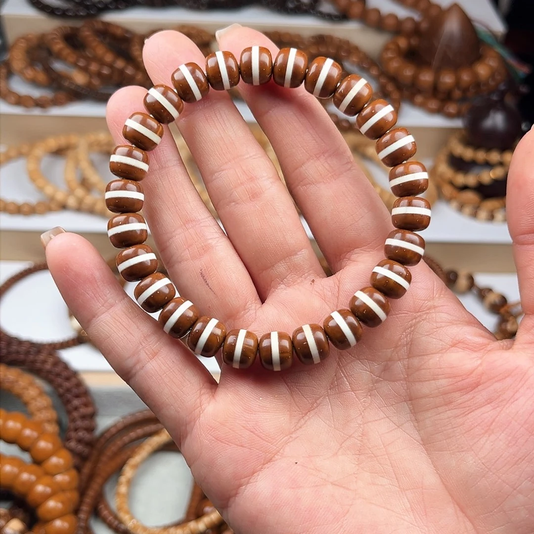 紫金鼠手串M****?8*9老型实心鼠一线天单圈手串