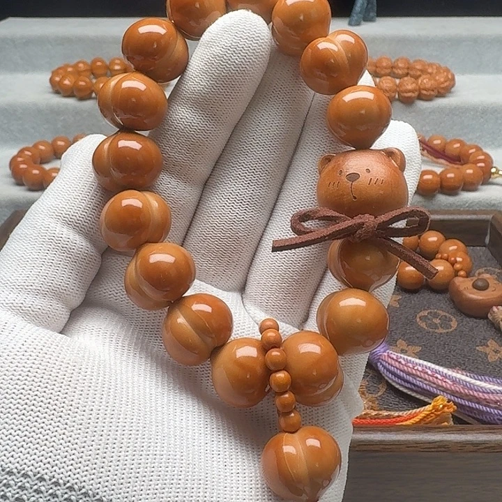 吊坠猴头核桃屁桃手串