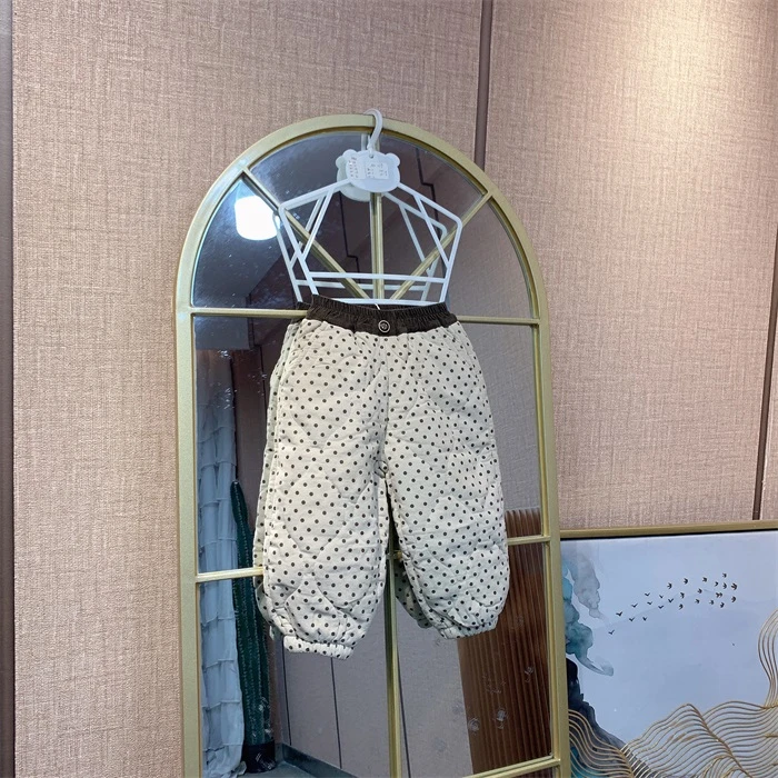 AD079 宝宝米色点点厚裤子 夹棉