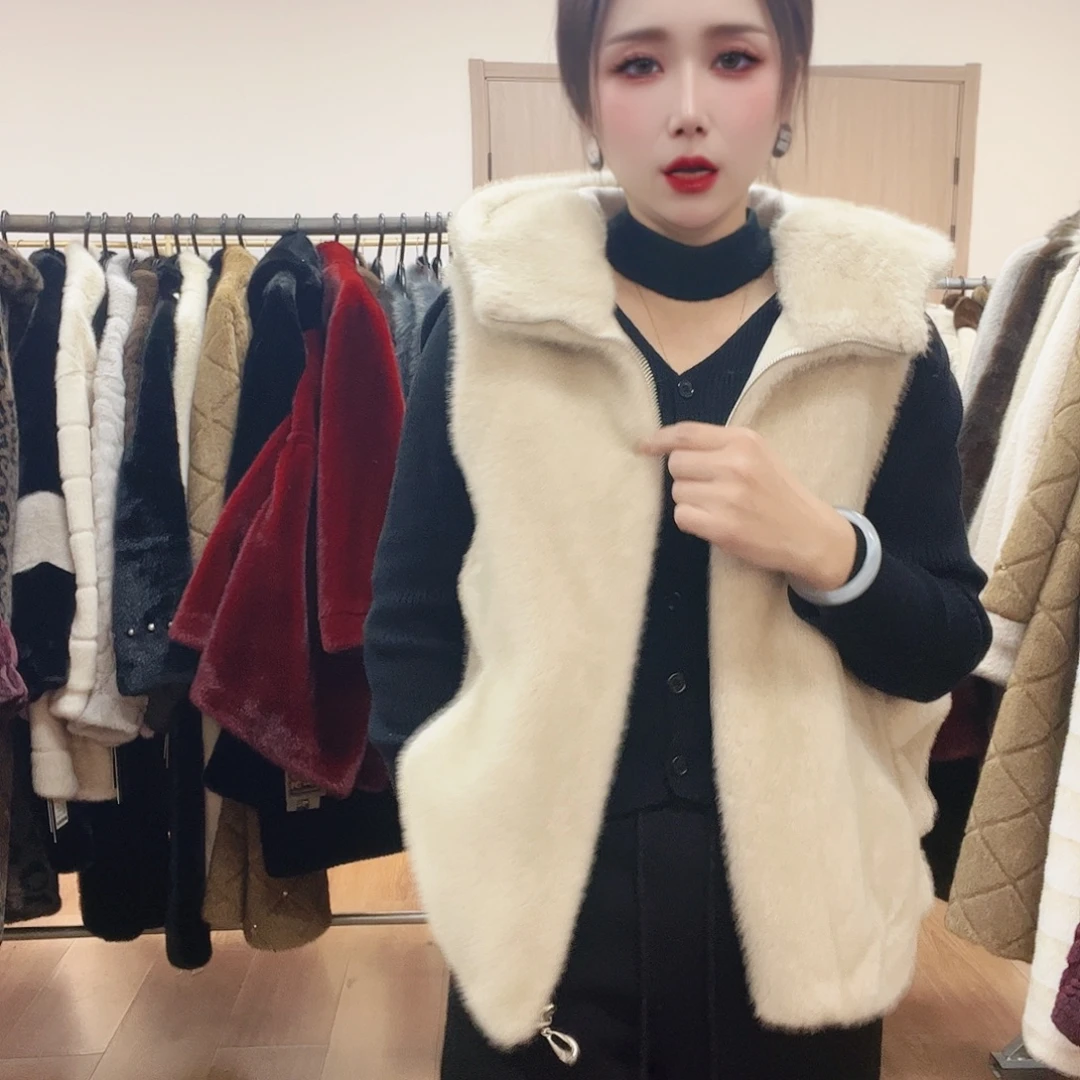 25号皮毛一体外套