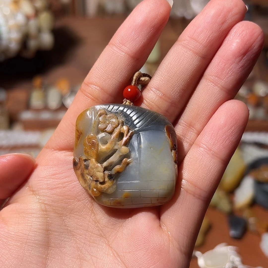 和田玉颈饰未镶嵌