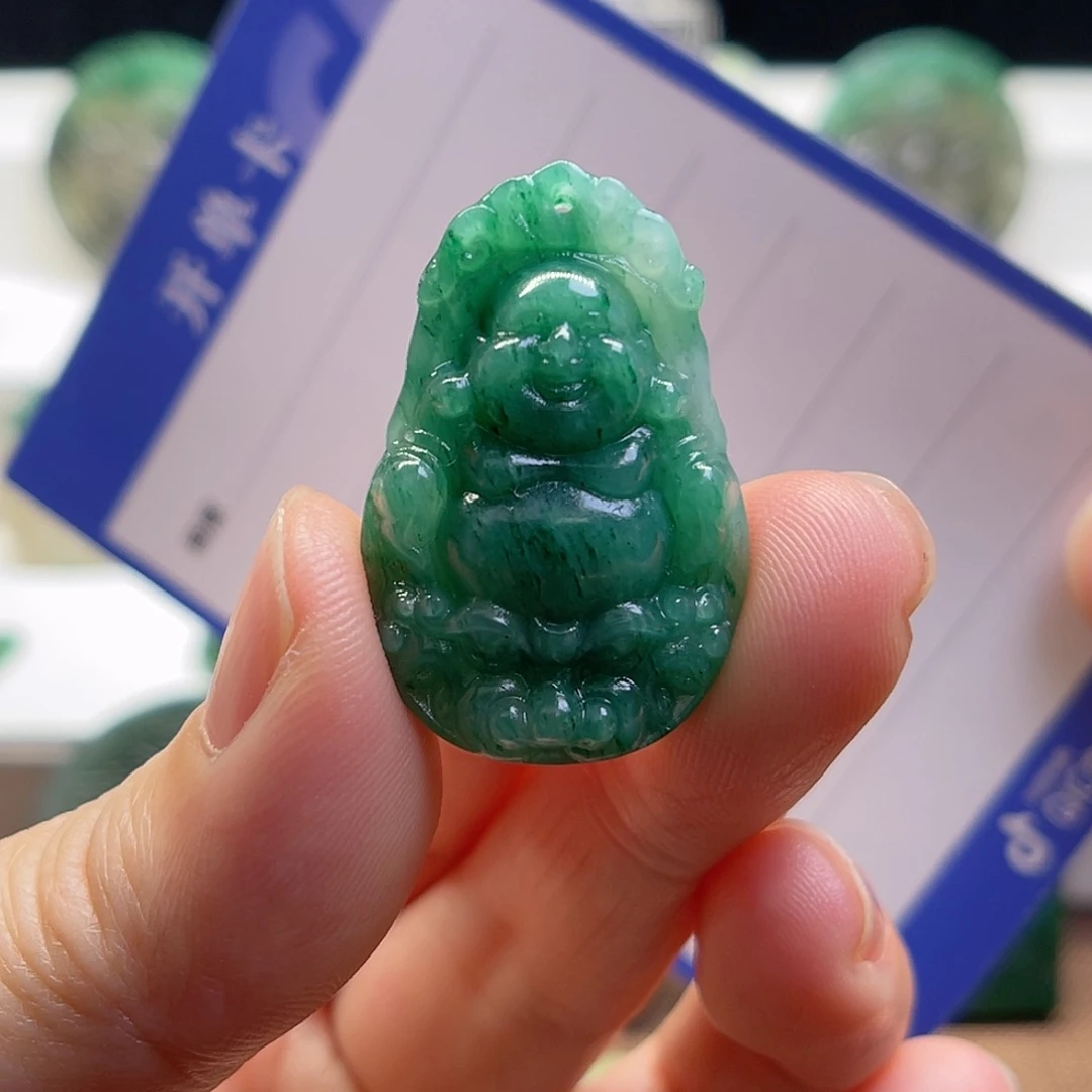 独山玉未镶嵌颈饰