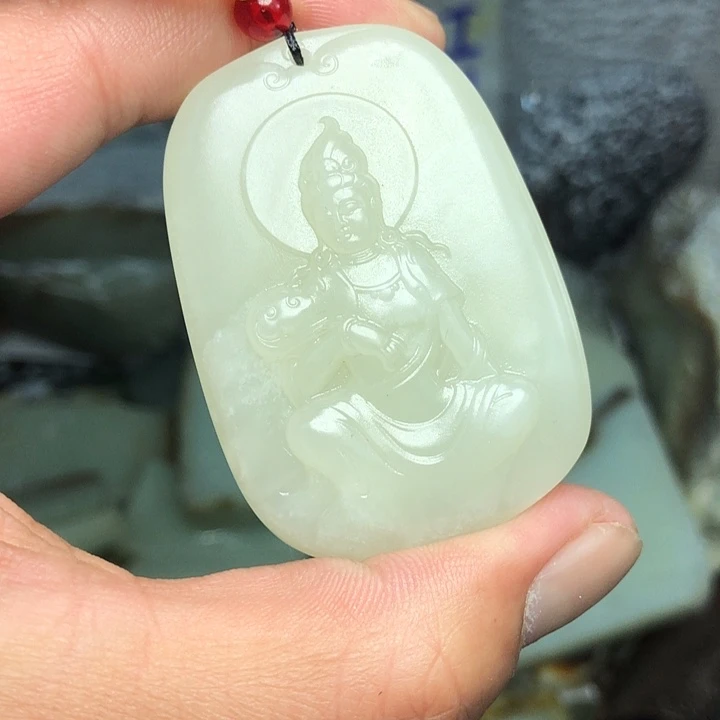 和田玉颈饰未镶嵌如**醒