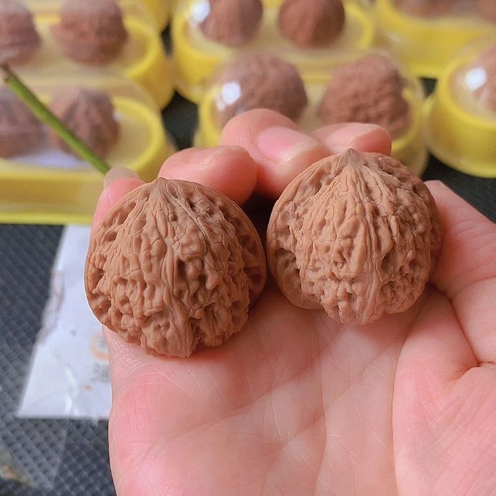 吊坠文玩核桃35尺尺红玛瑙
