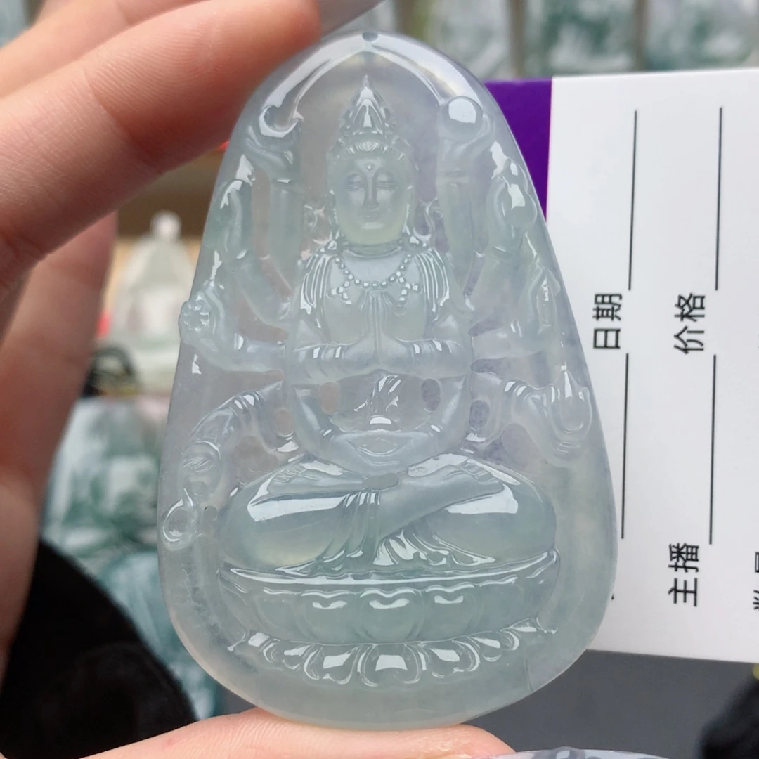 逍***遥颈饰未镶嵌翡翠千手观音