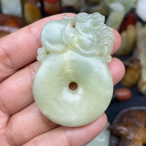 蛇纹石玉未镶嵌颈饰16