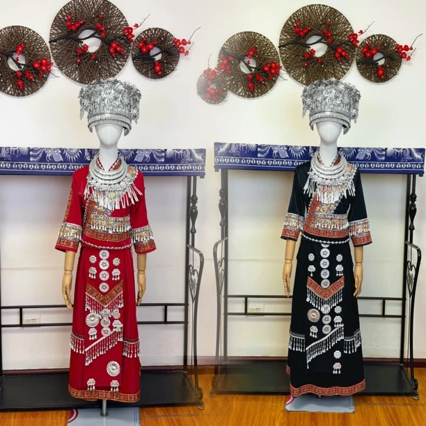 新款苗族民族风服装旅拍写真舞台表演女装